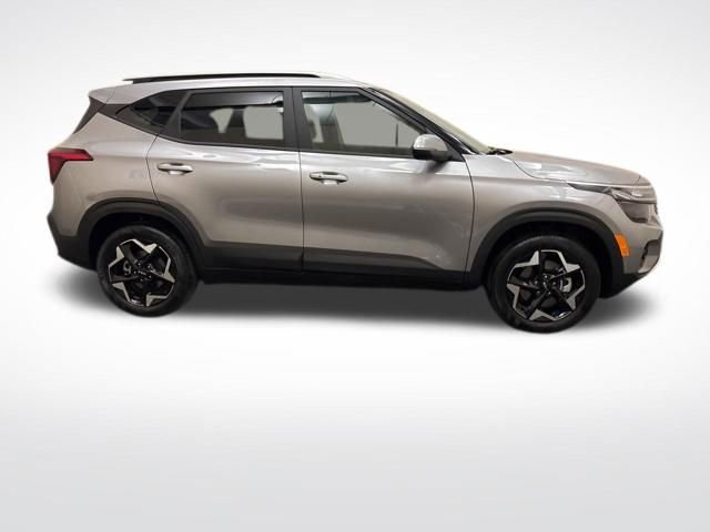 Certified 2026 Kia Seltos S image 4