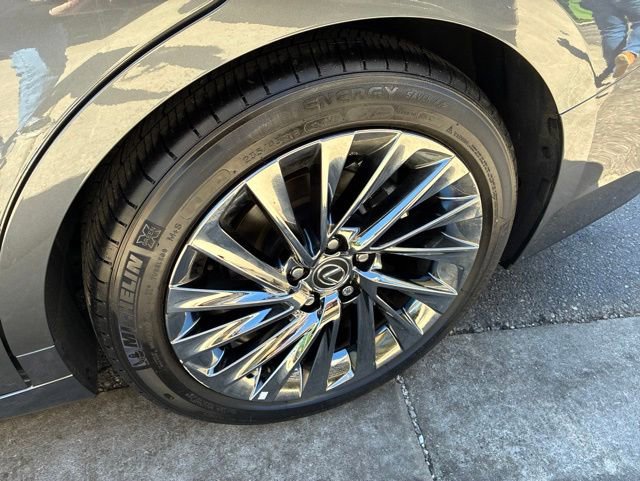 Certified 2024 Lexus ES 350 w/ Technology Package FWD image 49