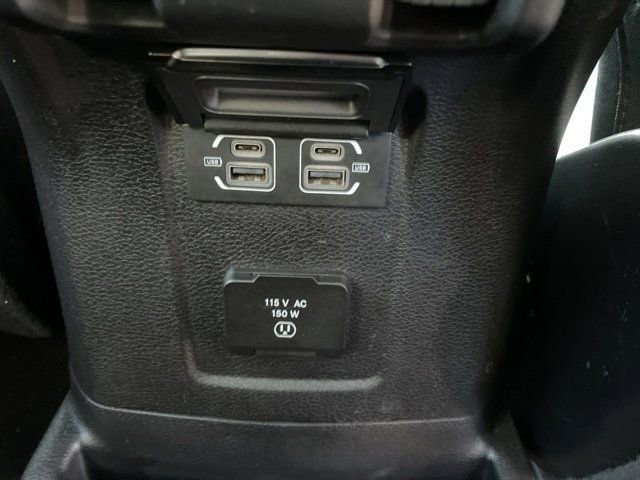 Used 2021 Jeep Wrangler Unlimited Sahara image 11