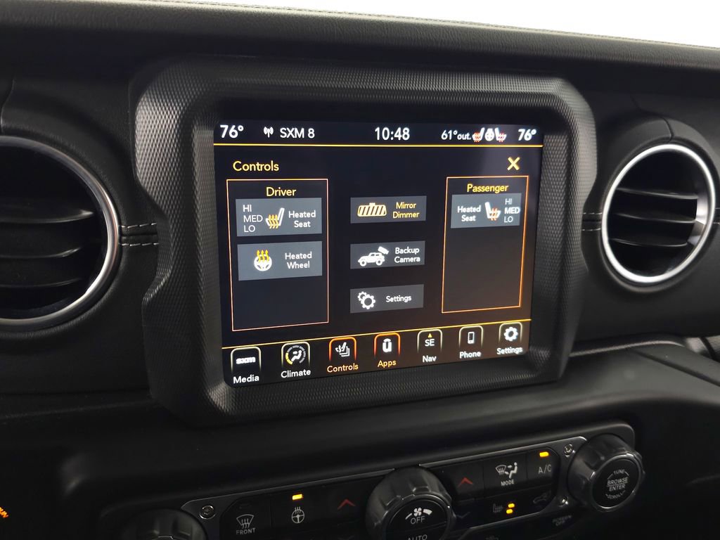 Used 2022 Jeep Wrangler Unlimited Sahara w/ LED Lighting Group AWD/4WD image 27