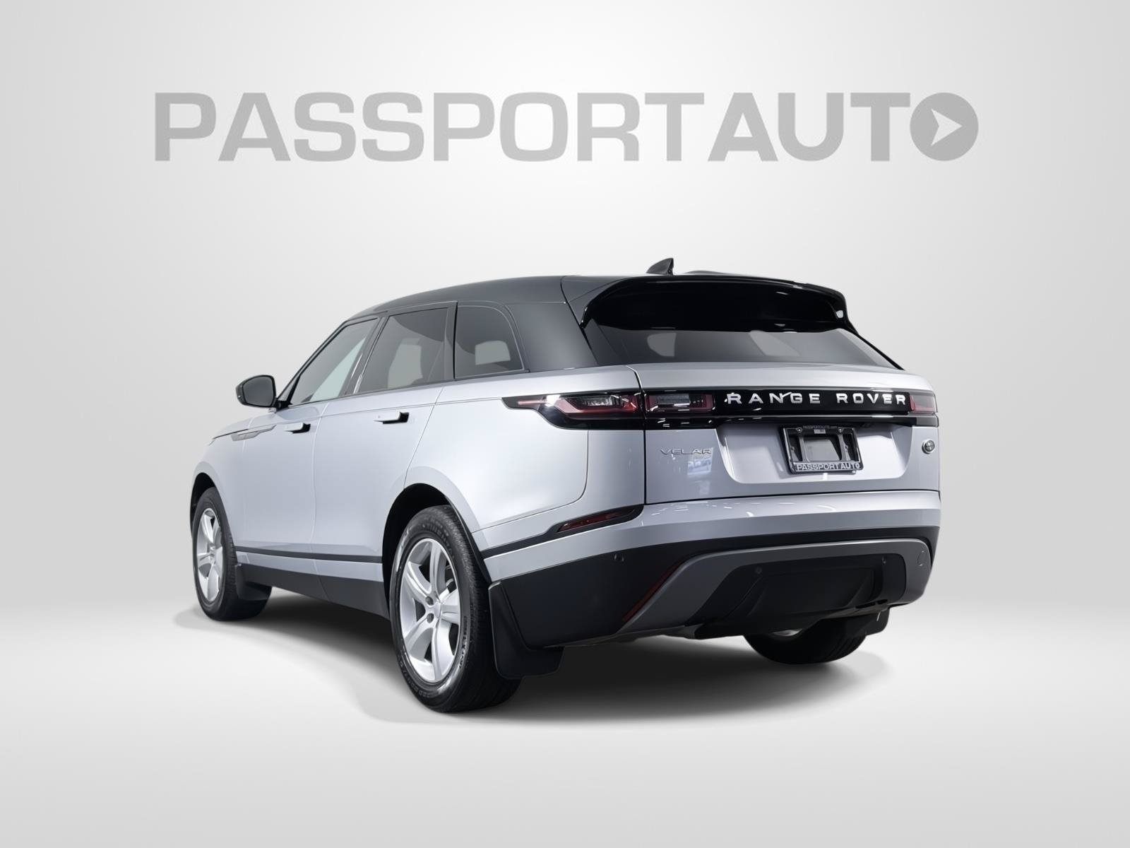 Used 2022 Land Rover Range Rover Velar S AWD/4WD image 4