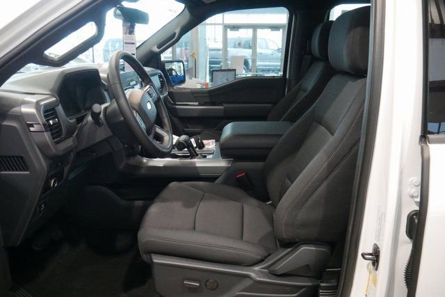 New 2025 Ford F150 XLT w/ Equipment Group 301A Standard image 4