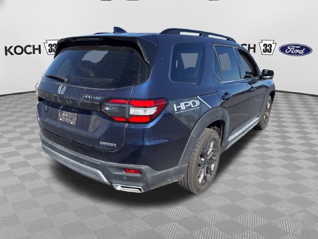Used 2024 Honda Pilot Touring image 8