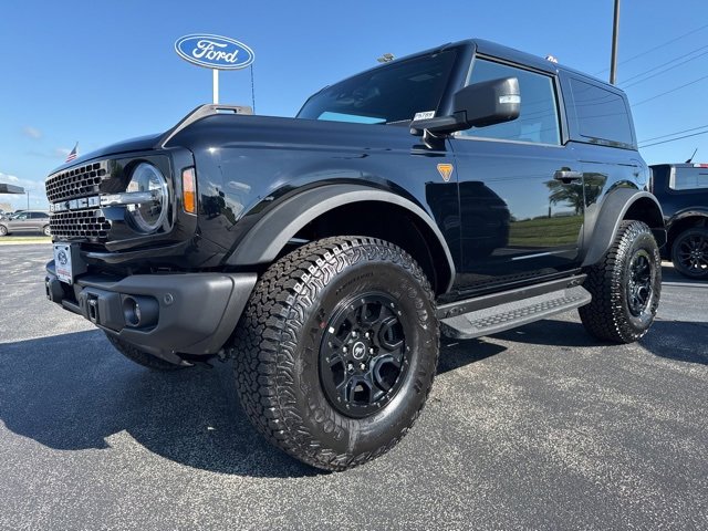 New 2025 Ford Bronco Badlands image 1