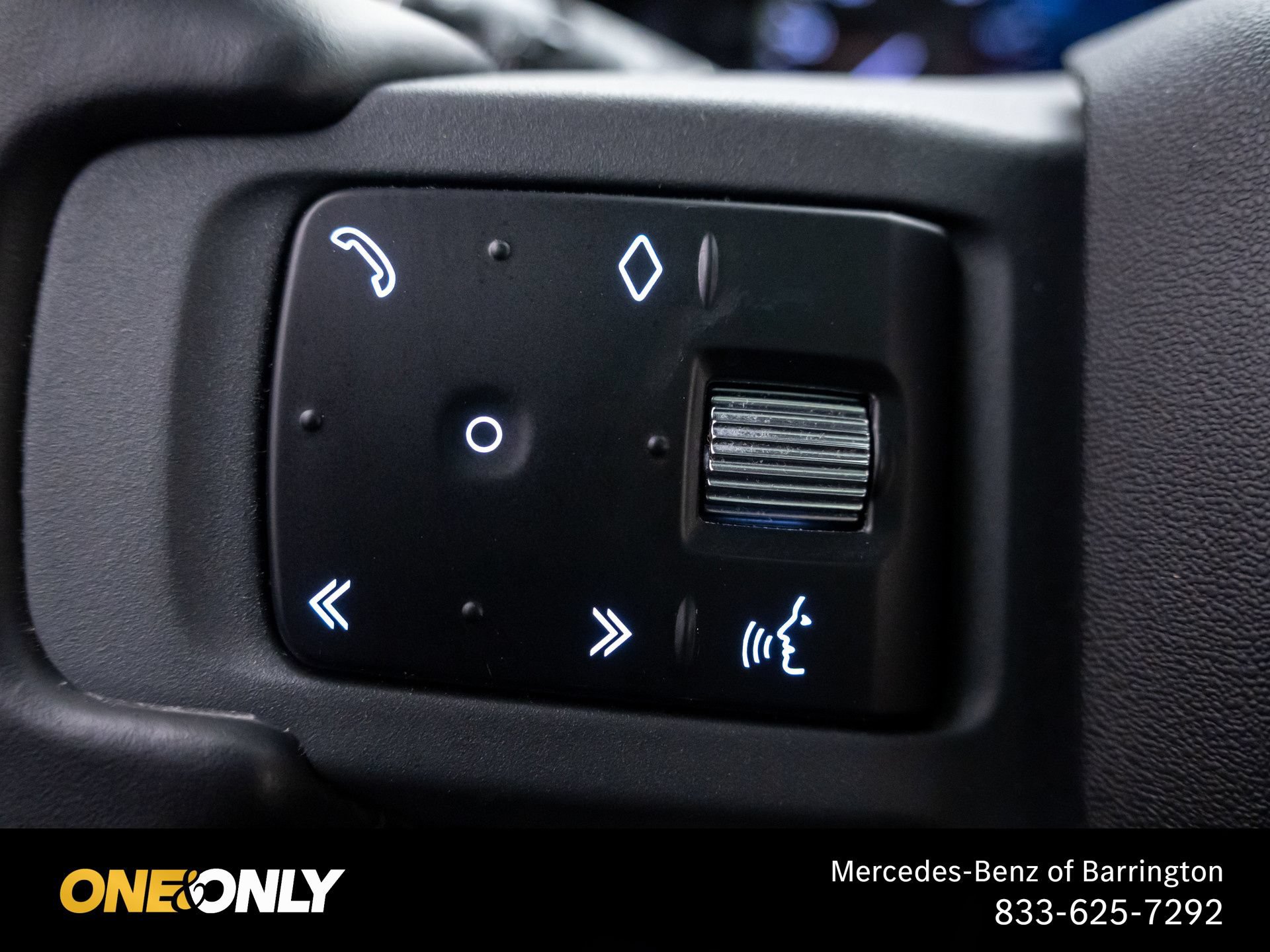 Used 2023 Land Rover Defender 110 X-Dynamic SE AWD/4WD image 22