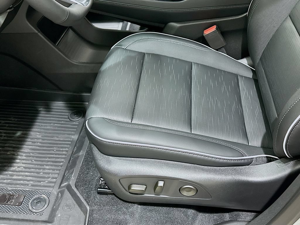 New 2026 Buick Enclave Sport Touring w/ Power Package FWD image 22