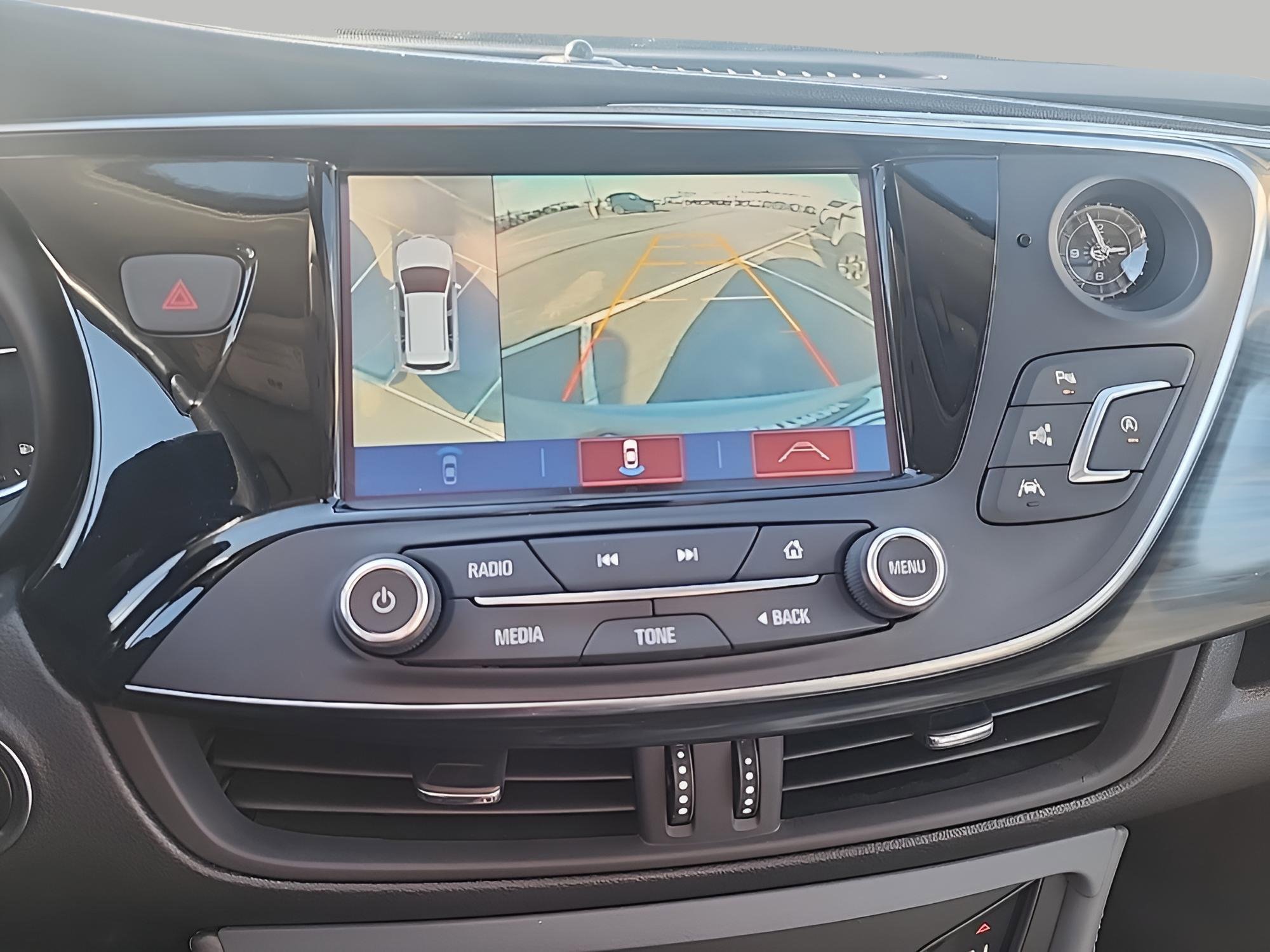 Used 2019 Buick Envision Premium w/ Driver Confidence Package image 22