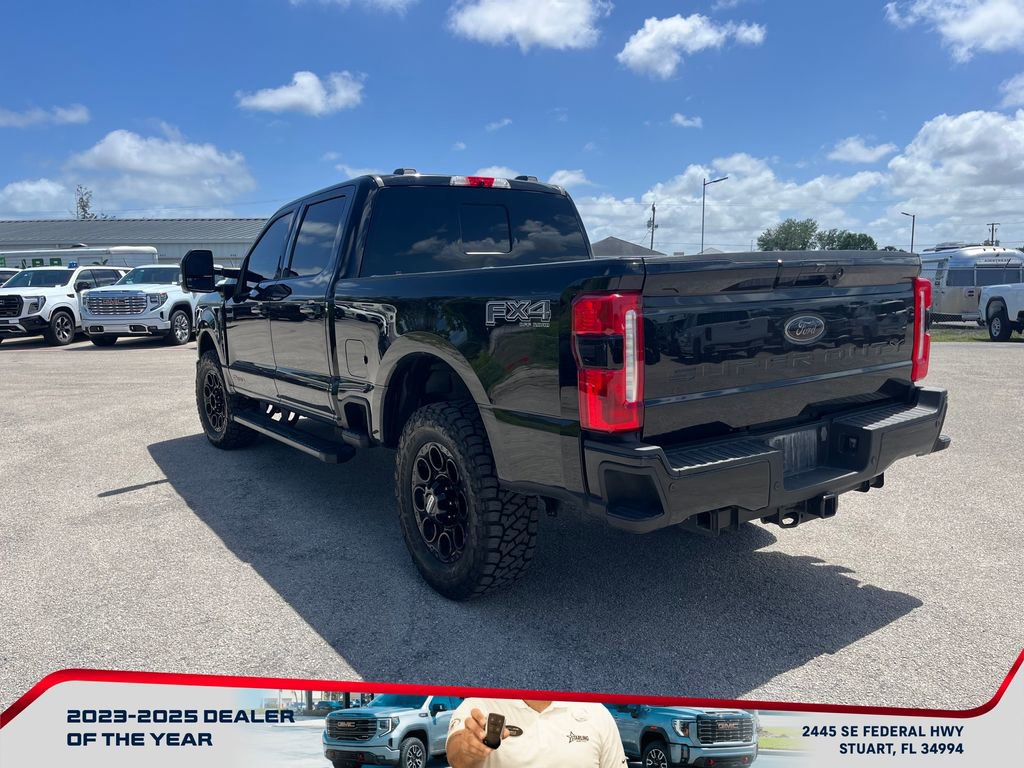 Used 2024 Ford F350 Lariat w/ Black Appearance Package image 5