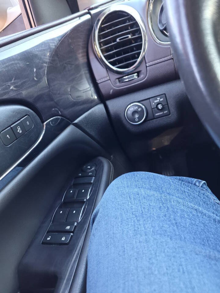 Used 2016 Buick Enclave Leather AWD/4WD image 25