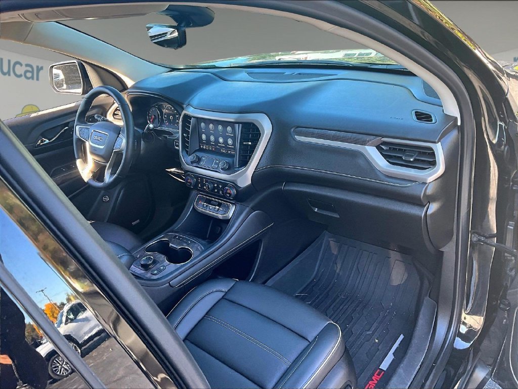 Used 2023 GMC Acadia Denali w/ Denali Ultimate Package AWD/4WD image 22