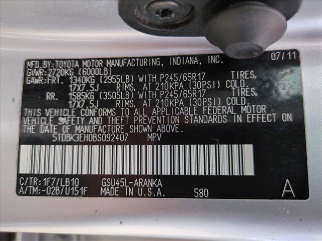 Used 2011 Toyota Highlander SE w/ Tow Pkg image 22