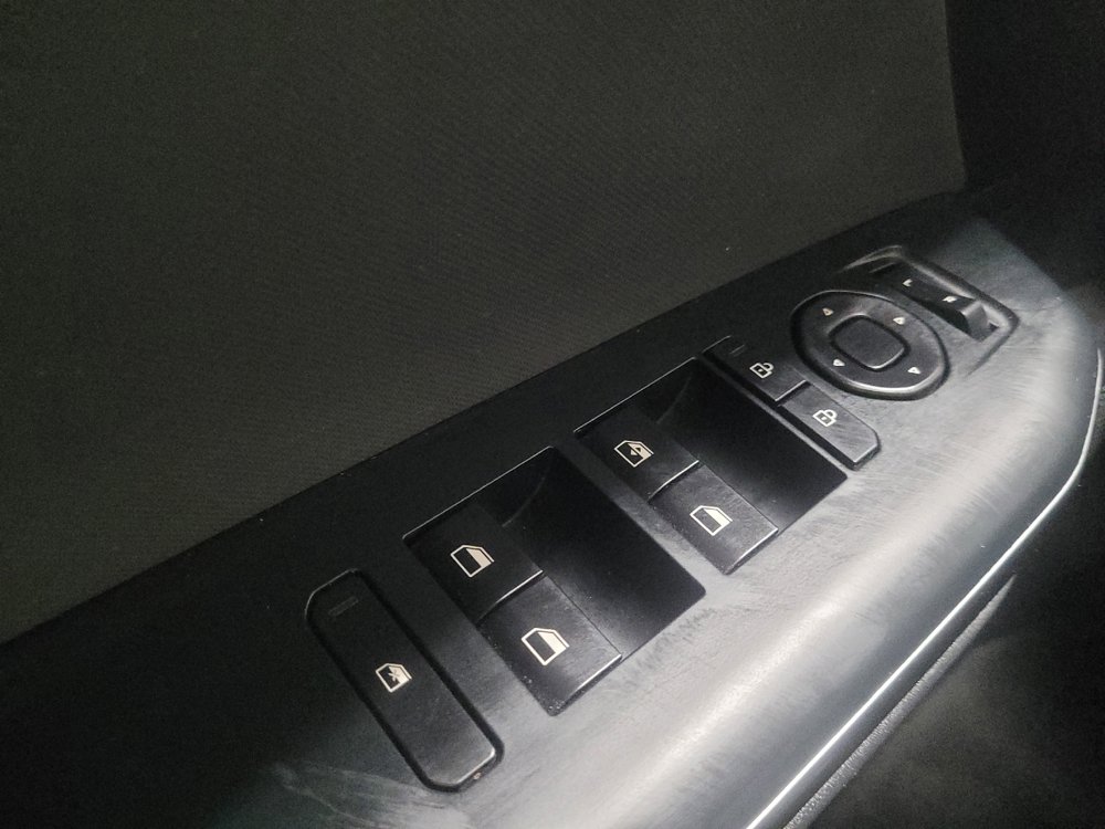 Used 2025 Kia K4 FWD image 27