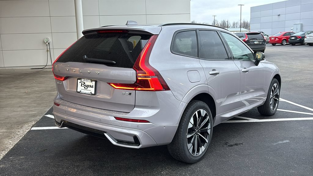 New 2026 Volvo XC60 B5 Plus w/ Climate Package AWD/4WD image 30