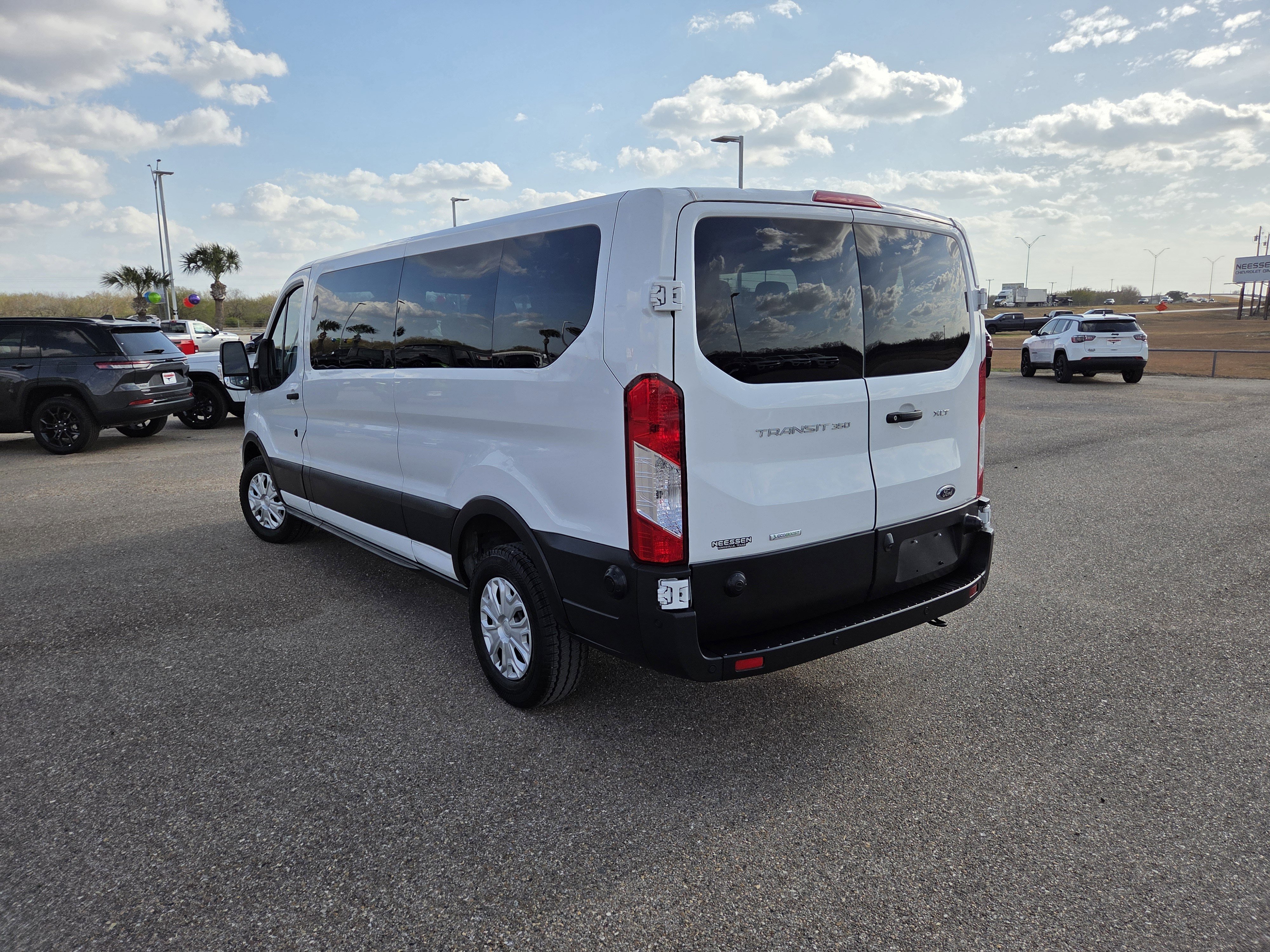 Used 2024 Ford Transit 350 XLT image 5