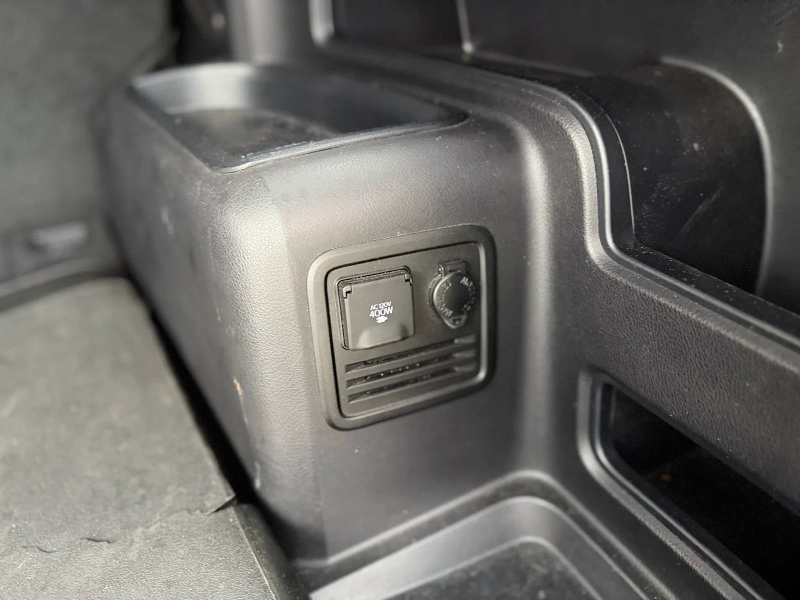 Used 2016 Toyota 4Runner SR5 RWD image 9