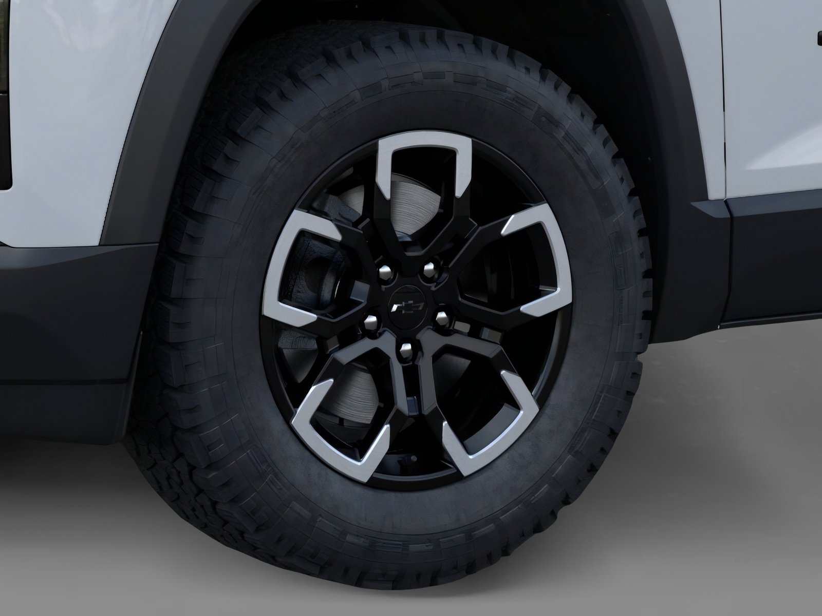 New 2026 Chevrolet Equinox ACTIV w/ Safety and Technology Package image 9