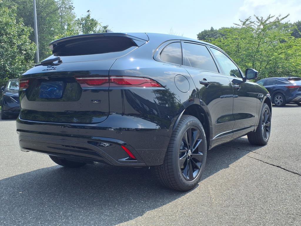 New 2026 Jaguar F-PACE R-Dynamic S image 22
