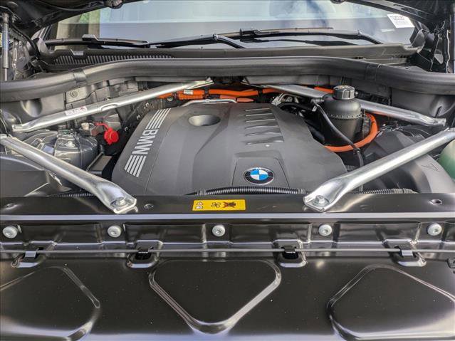 New 2026 BMW X5 xDrive50e w/ Premium Package AWD/4WD image 18