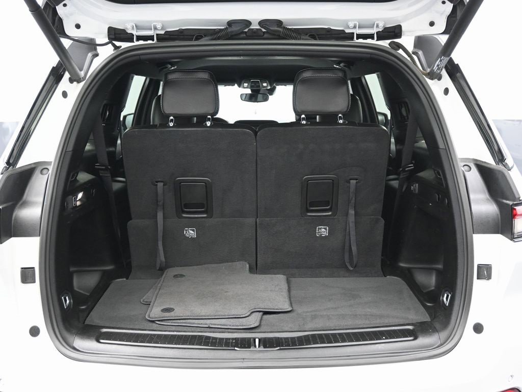 Used 2024 Jeep Grand Cherokee L Laredo image 13