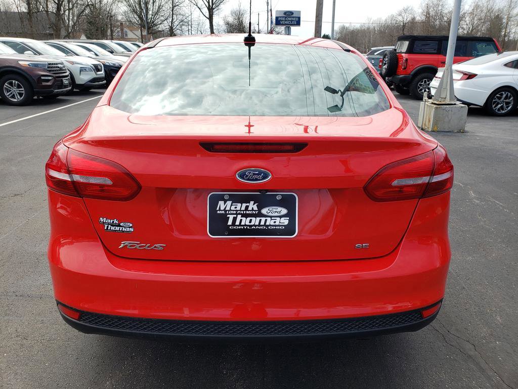 Used 2015 Ford Focus SE image 6