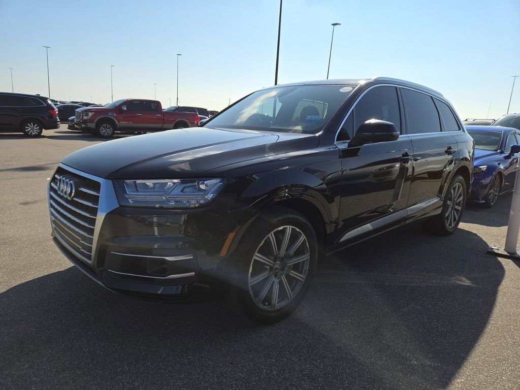 Used 2018 Audi Q7 3.0T Prestige image 2