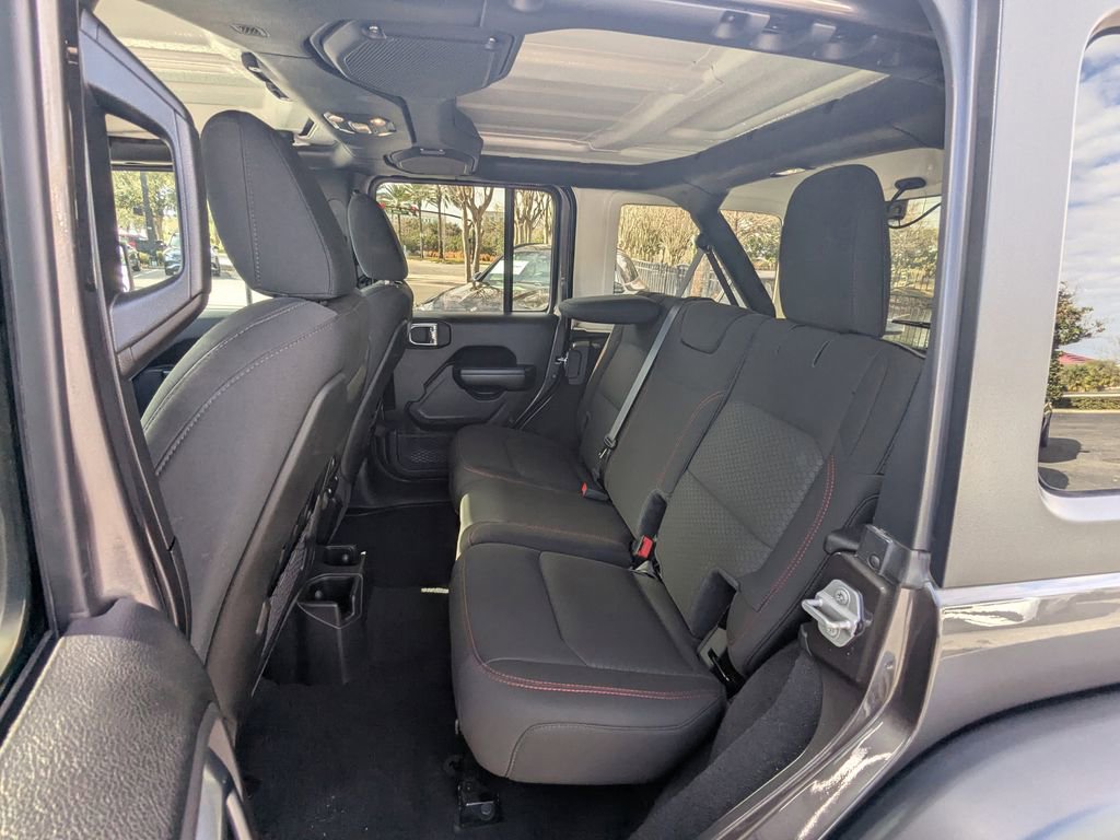 Used 2021 Jeep Wrangler Unlimited Rubicon image 23
