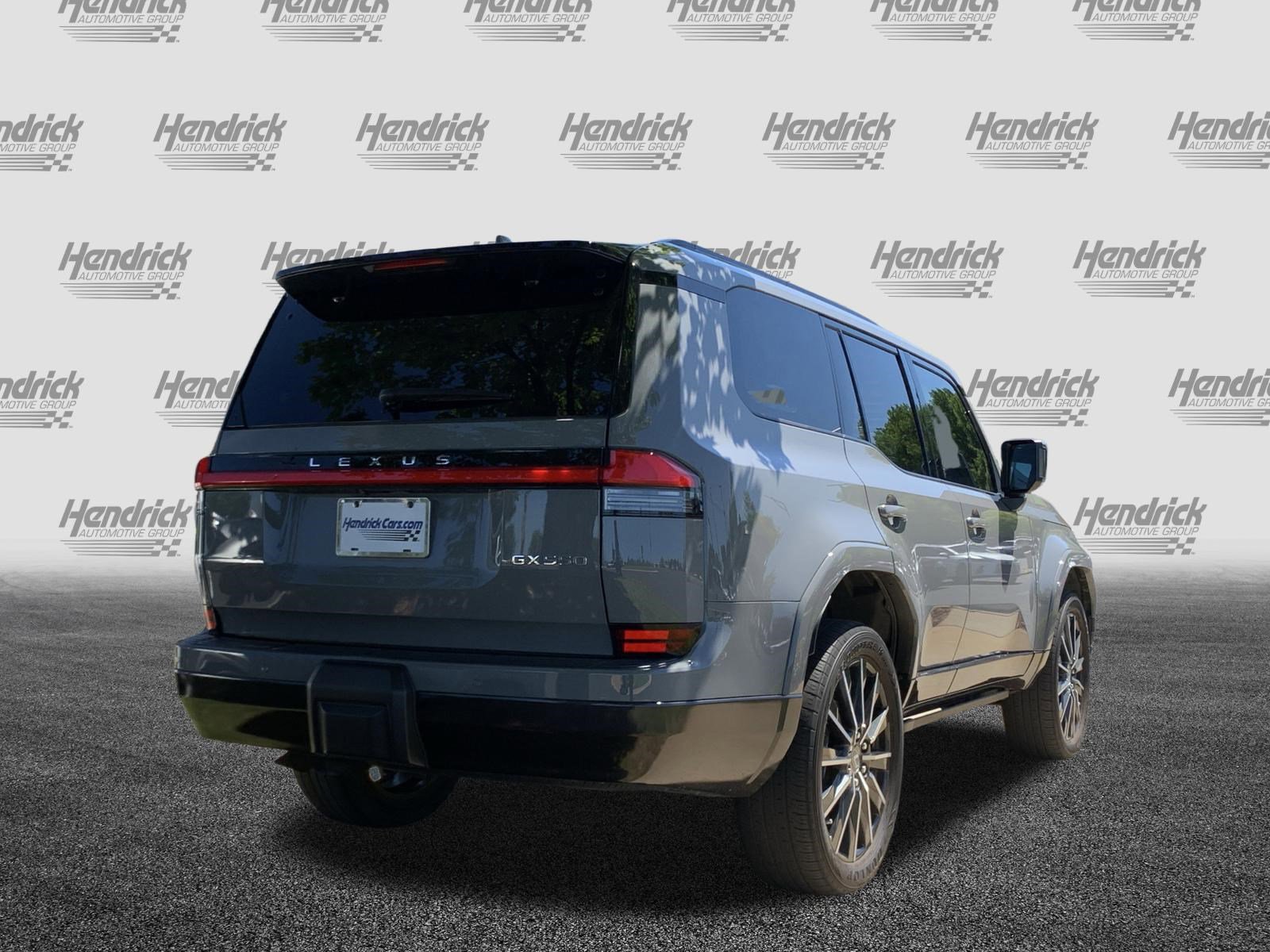 Used 2024 Lexus GX 550 w/ Accessory Package (Z1) AWD/4WD image 10