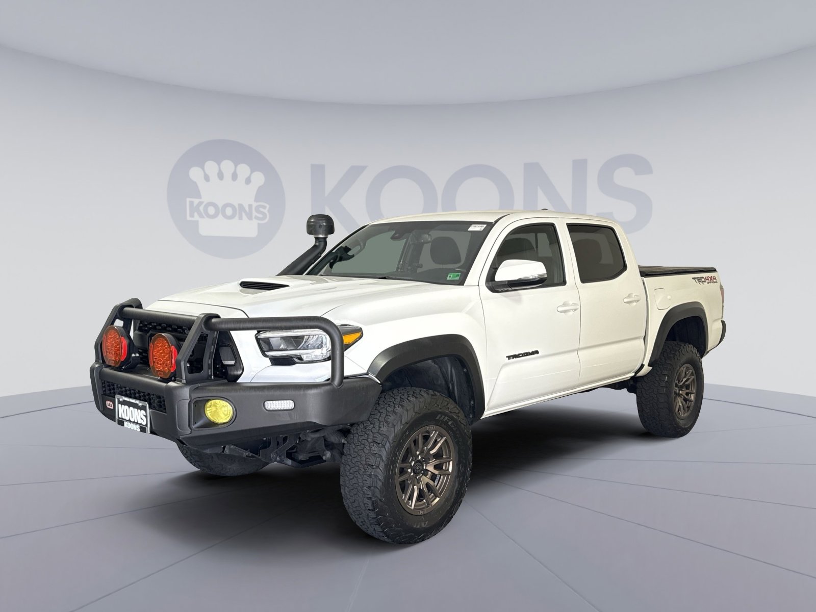 Used 2020 Toyota Tacoma TRD Off-Road image 1