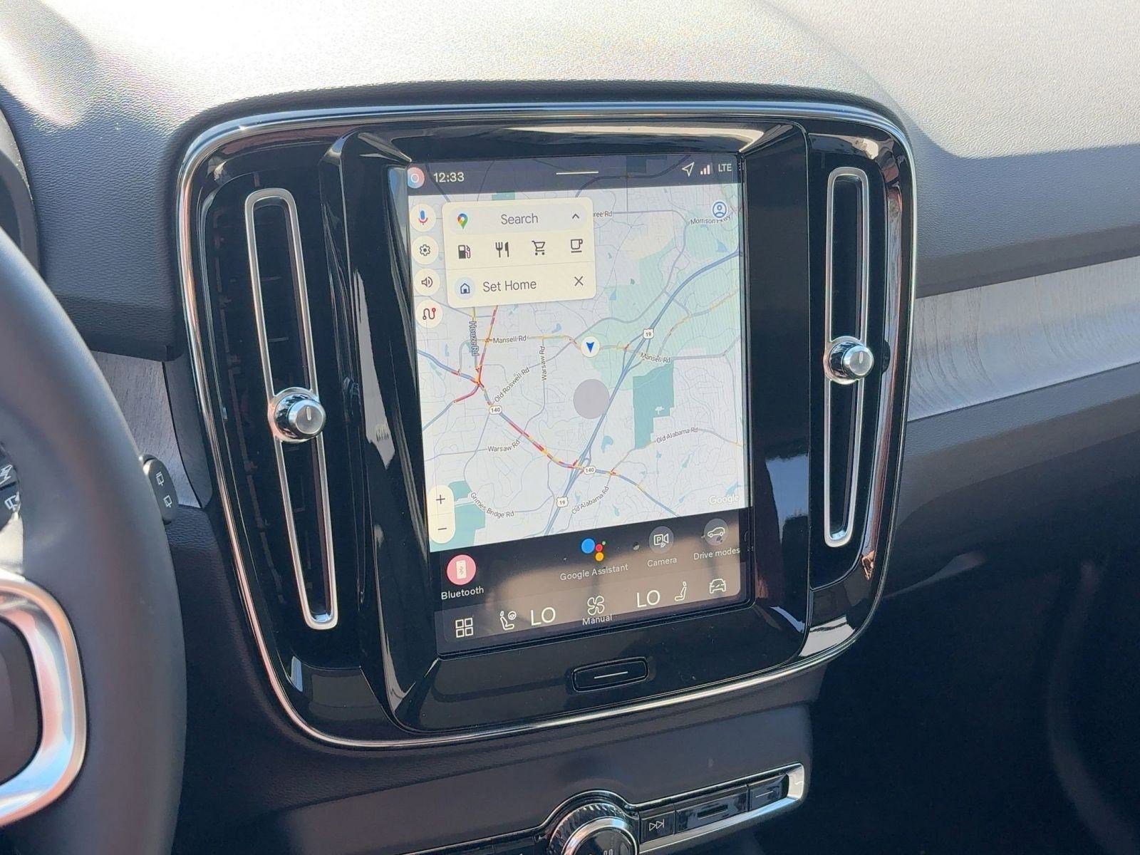 New 2026 Volvo XC40 B5 Core w/ Climate Package image 21