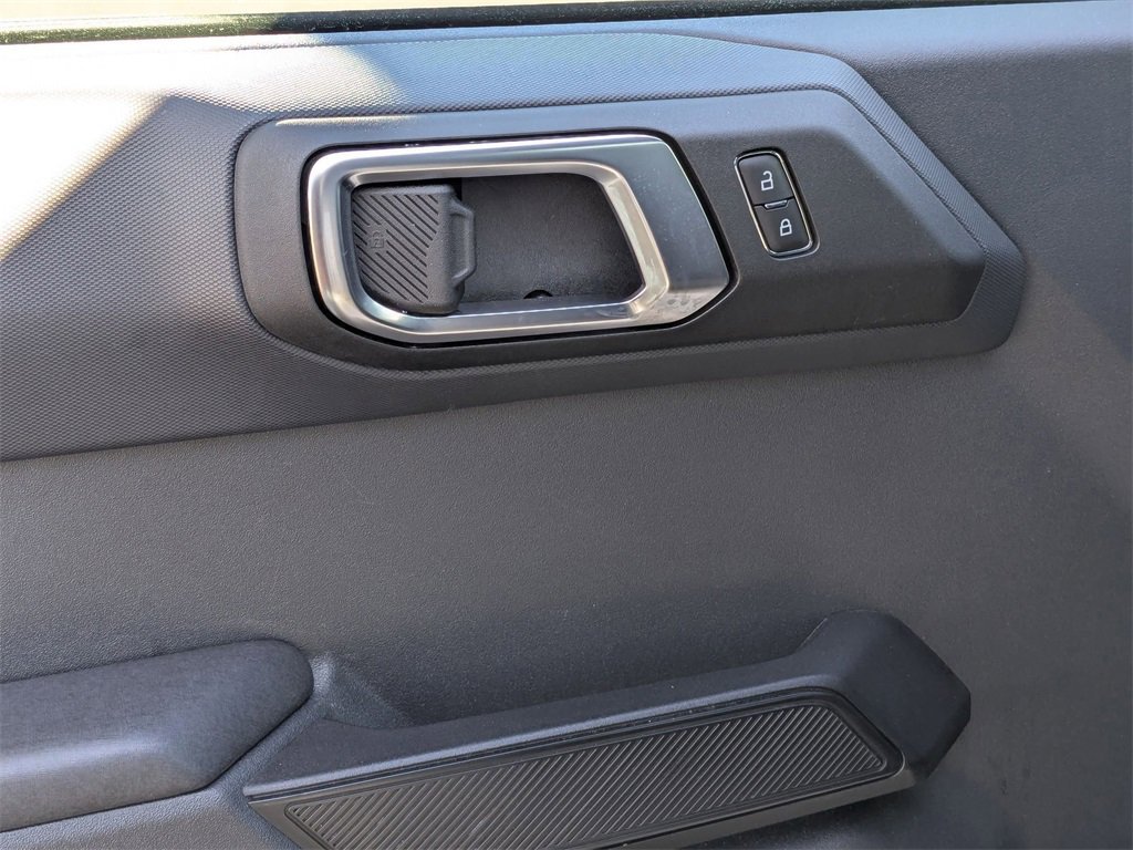 Used 2025 Ford Bronco Big Bend image 17