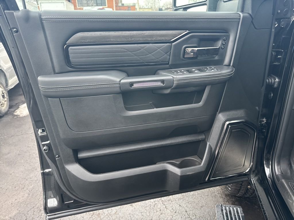 Used 2026 RAM 2500 Limited image 9