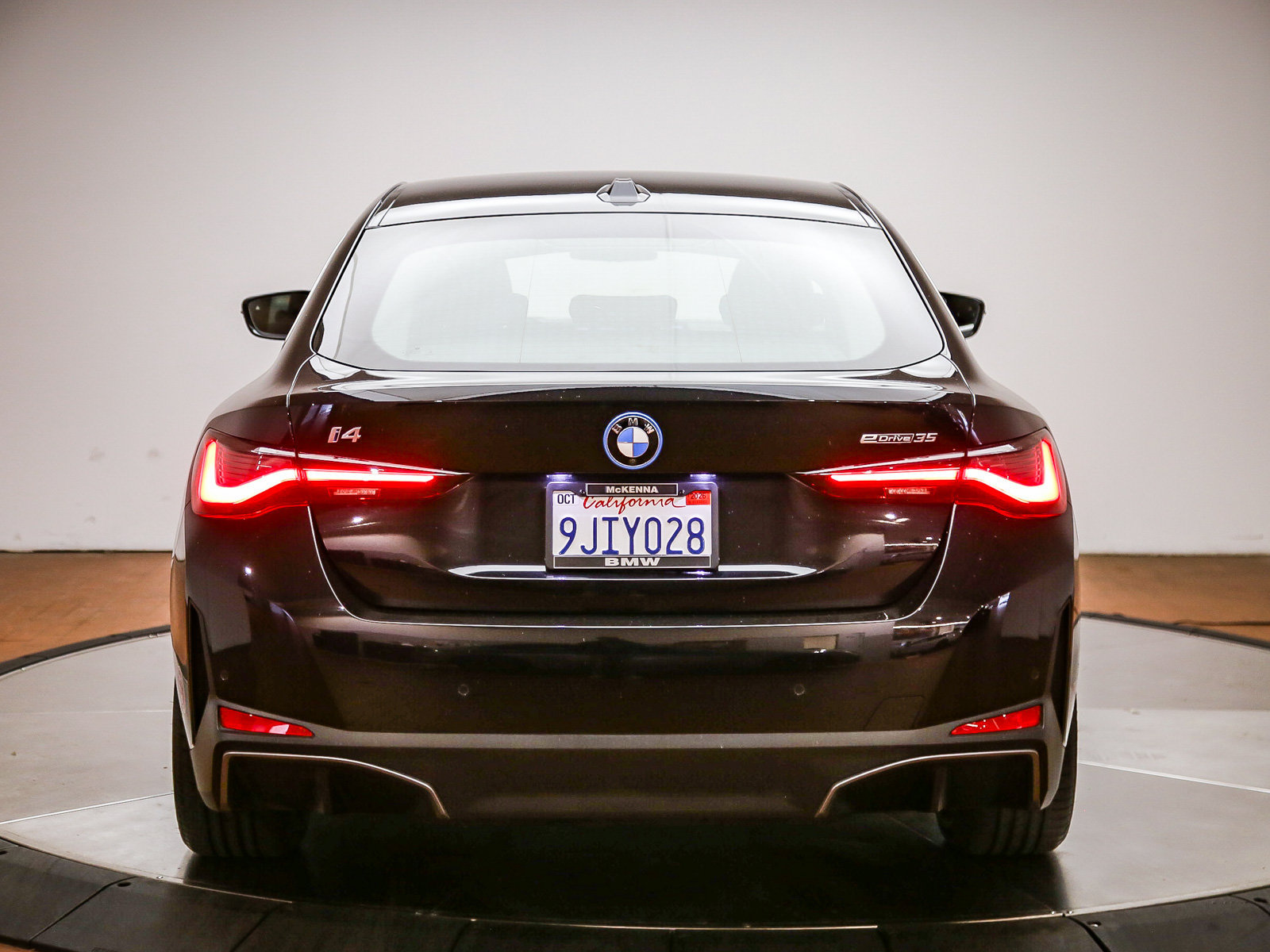 Certified 2024 BMW i4 eDrive35 w/ Premium Package RWD image 6