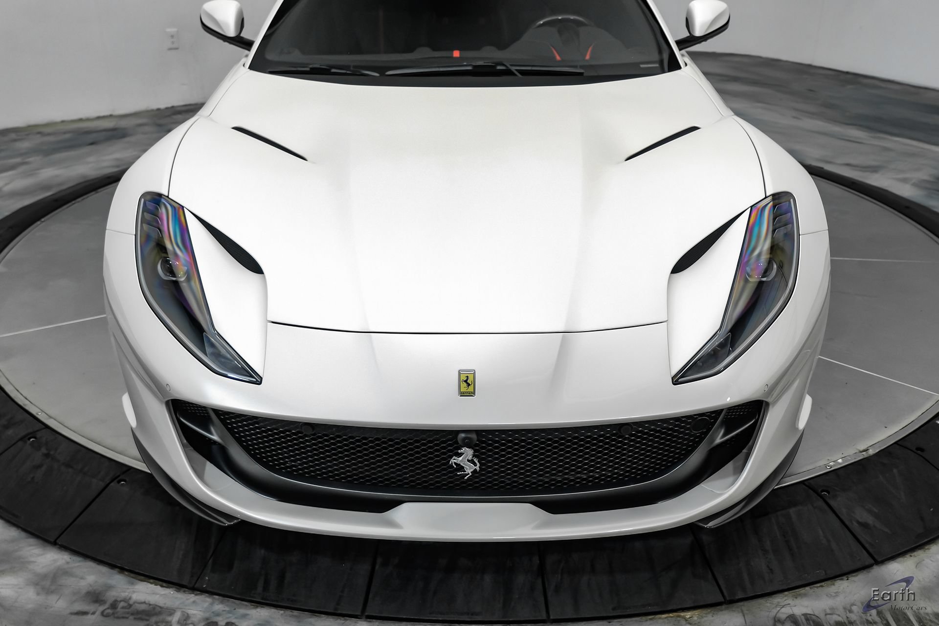 Used 2019 Ferrari 812 Superfast RWD image 37