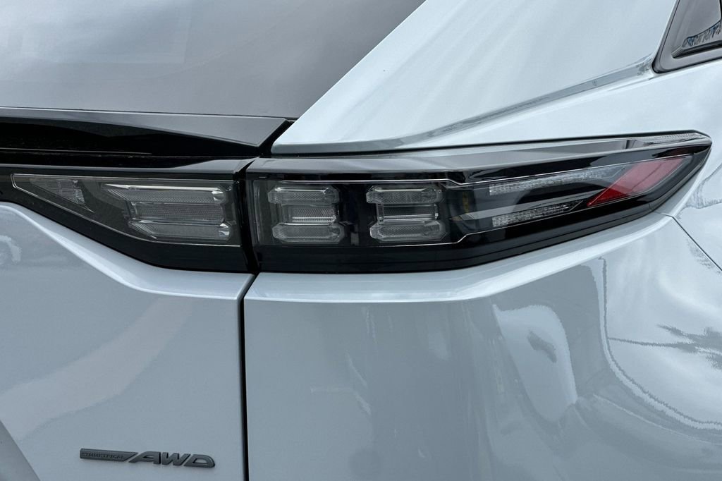 New 2026 Subaru Uncharted AWD image 32