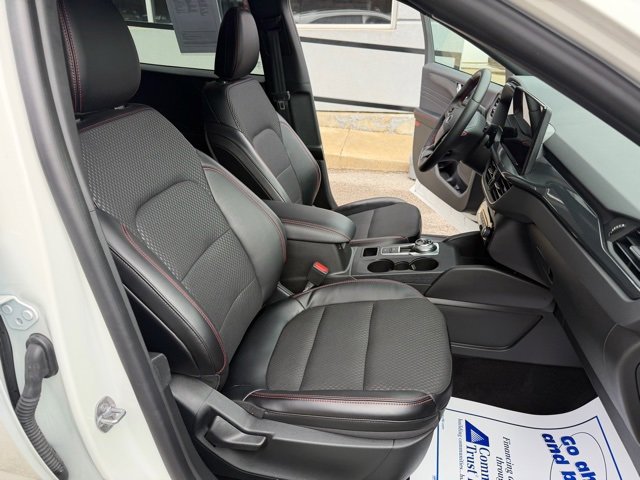 Used 2024 Ford Escape ST-Line w/ Tech Pack #1 image 18