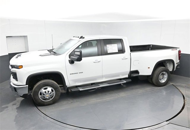 Used 2025 Chevrolet Silverado 3500 LT w/ All Star Edition image 34