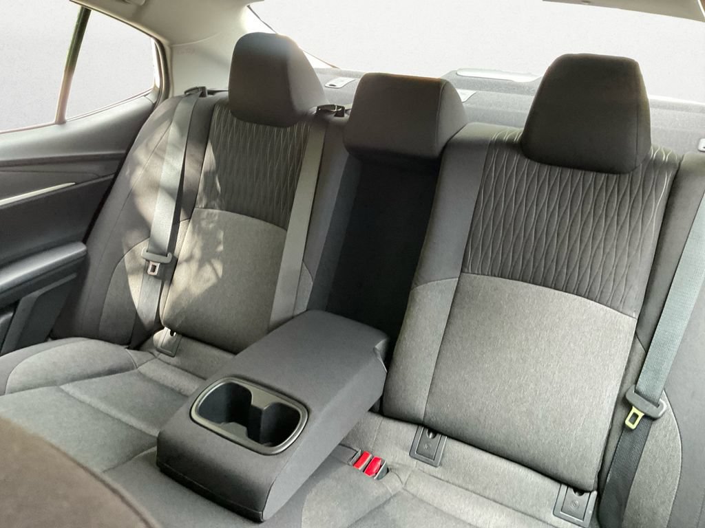 Used 2025 Toyota Camry LE FWD image 9
