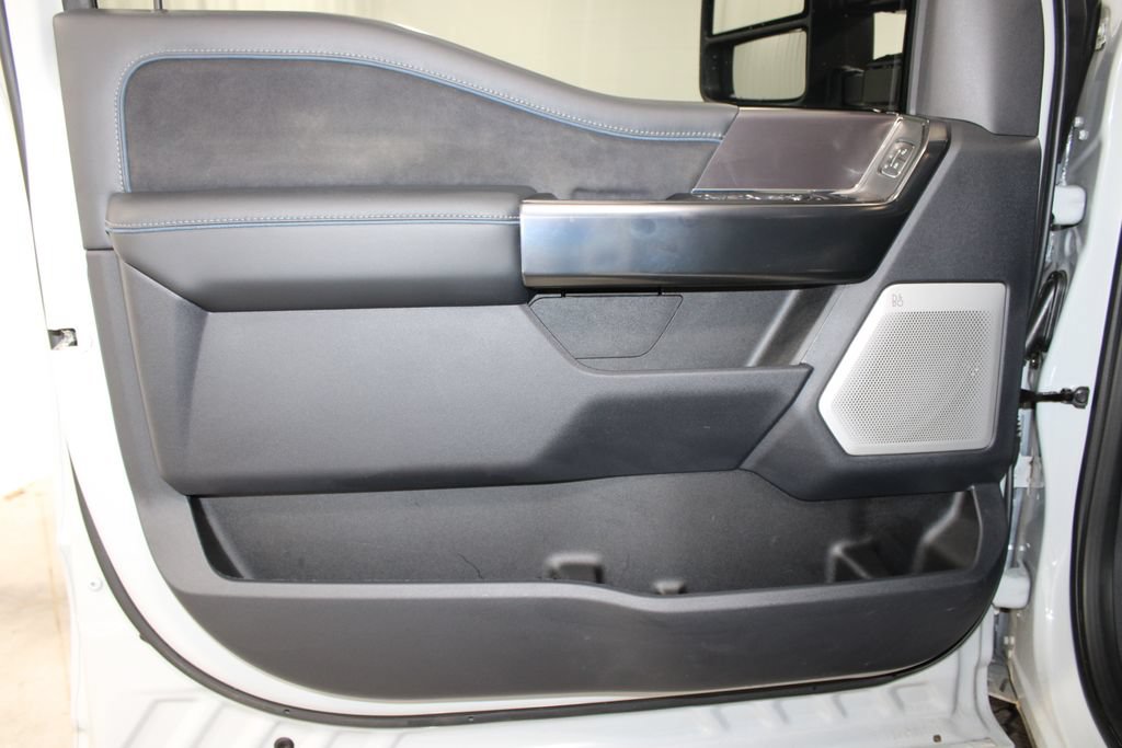 Used 2026 Ford F250 Platinum AWD/4WD image 21