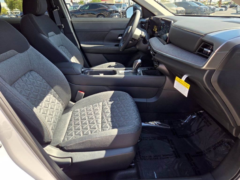 New 2027 Nissan Kicks SV AWD/4WD image 19