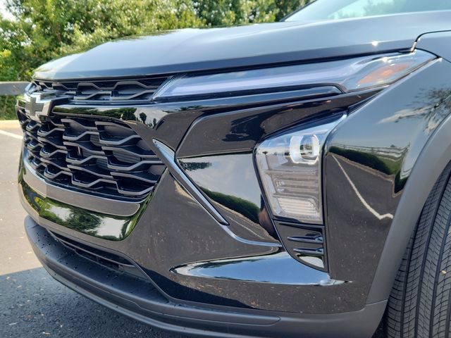 New 2026 Chevrolet Trax LT w/ Driver Confidence Package FWD image 10