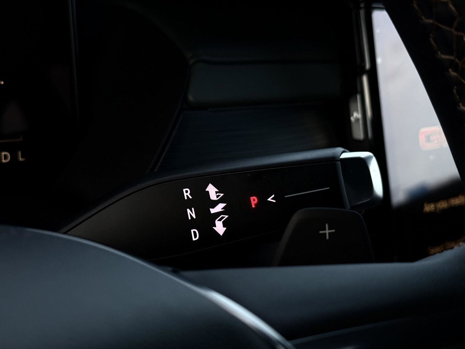 New 2026 GMC Acadia AT4 w/ Luxury Package image 18