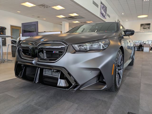 New 2026 BMW M5 AWD/4WD image 9