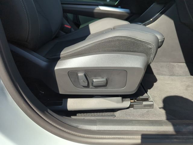 Used 2025 BMW X2 xDrive28i image 38