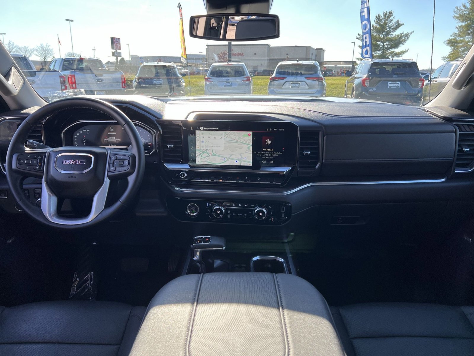 Used 2023 GMC Sierra 1500 SLT w/ SLT Premium Package image 21