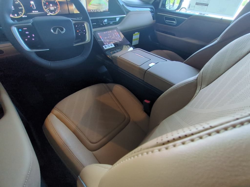New 2027 INFINITI QX80 Luxe RWD image 18