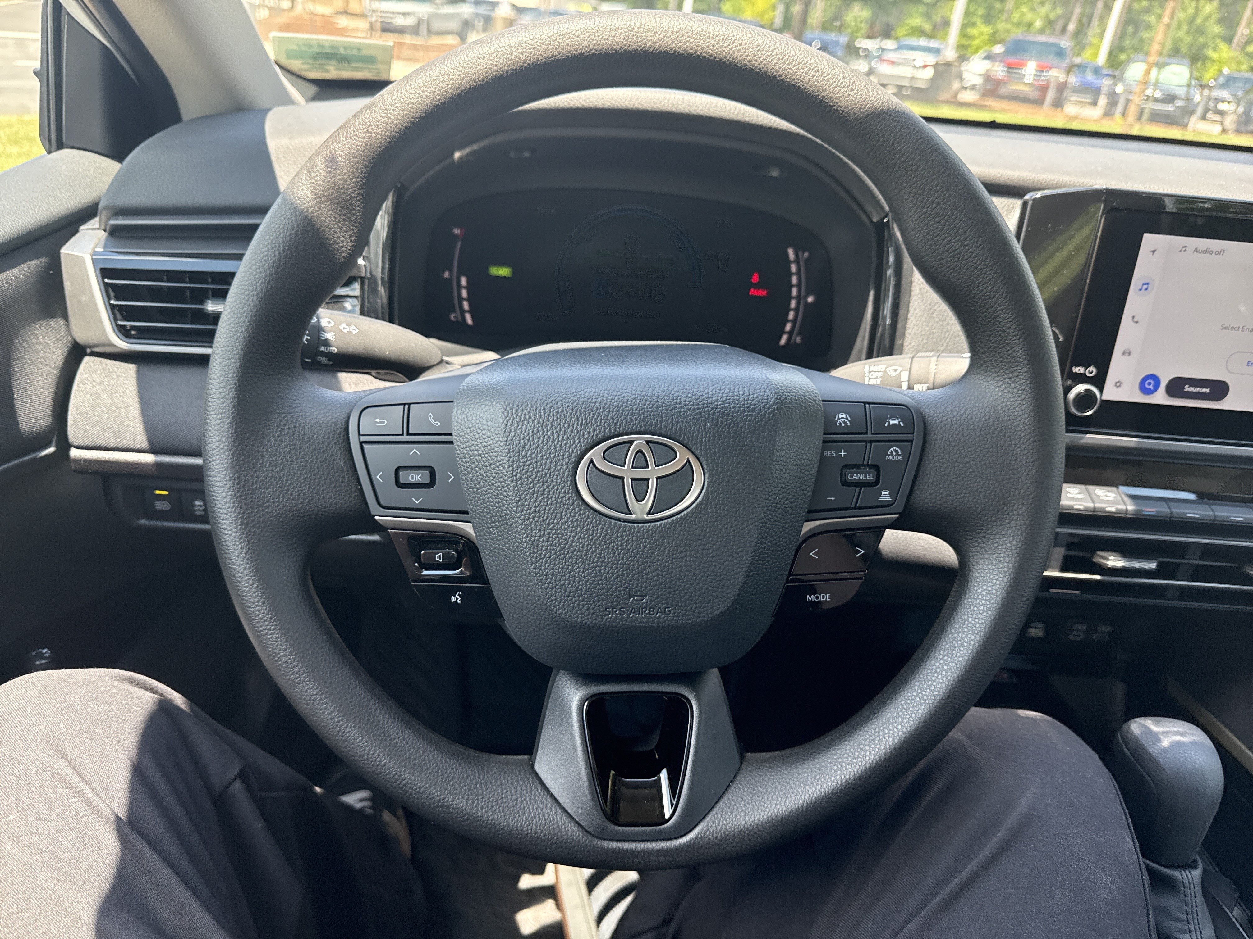 Used 2026 Toyota Camry LE w/ Convenience Package FWD image 18