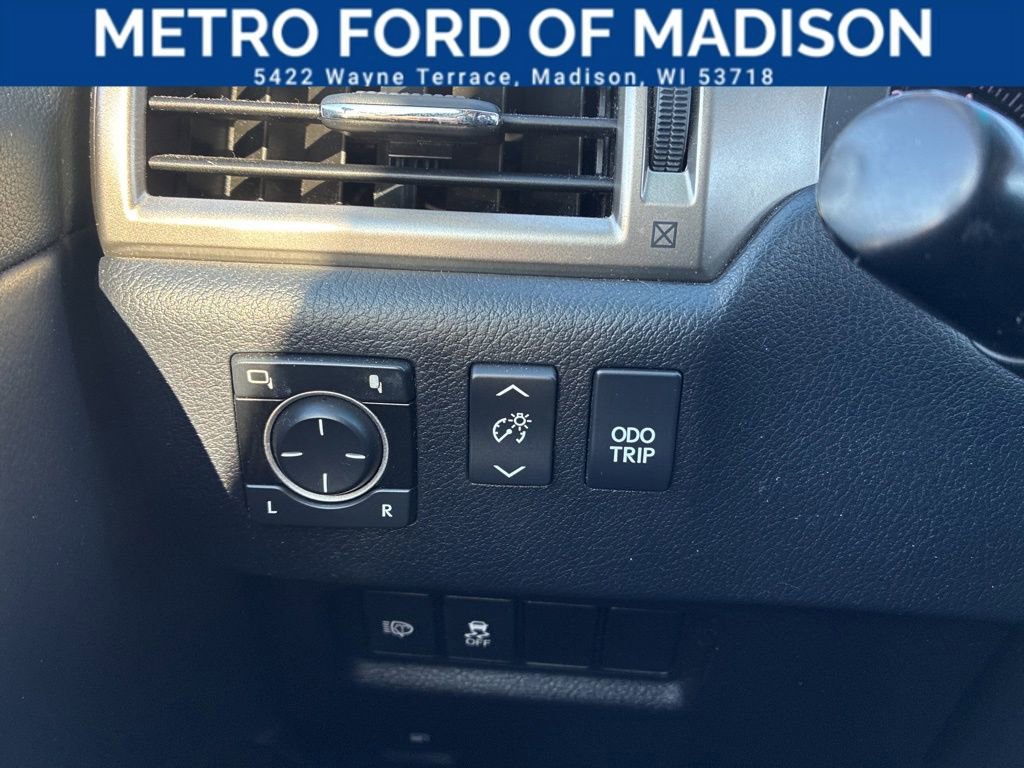 Used 2016 Lexus GX 460 image 32