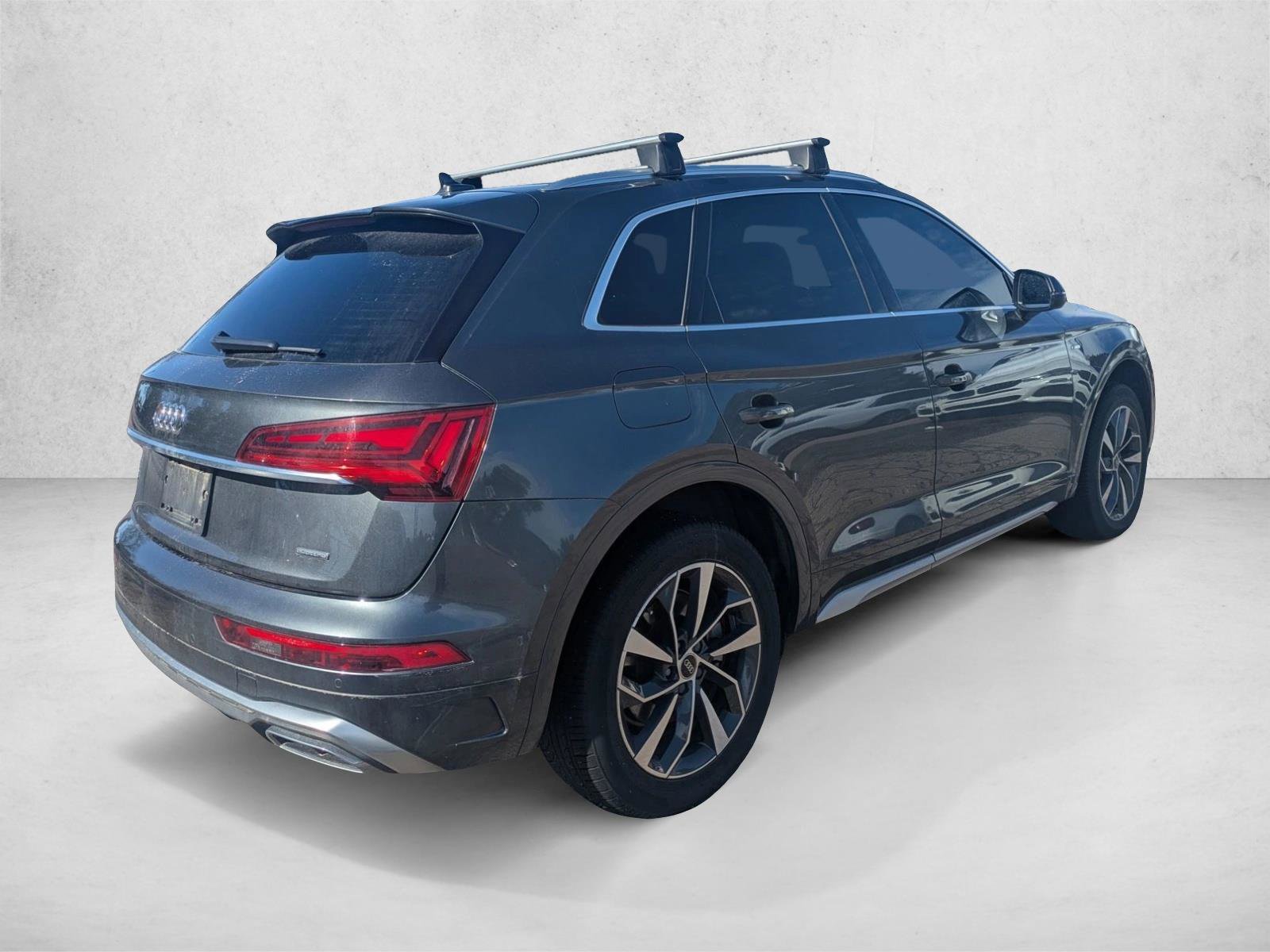 Used 2022 Audi Q5 2.0T Premium w/ Convenience Package AWD/4WD image 5