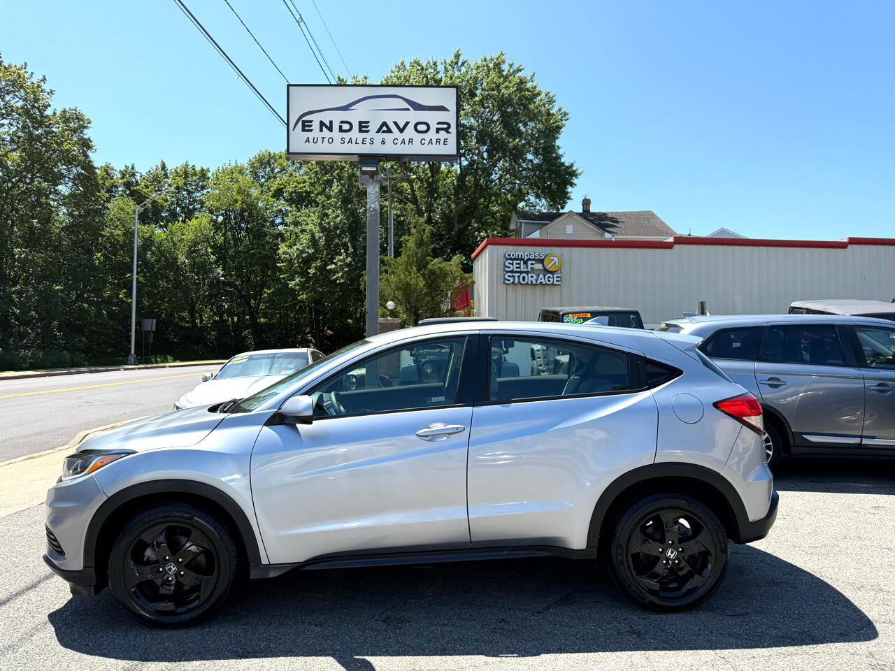 Used 2019 Honda HR-V LX image 4