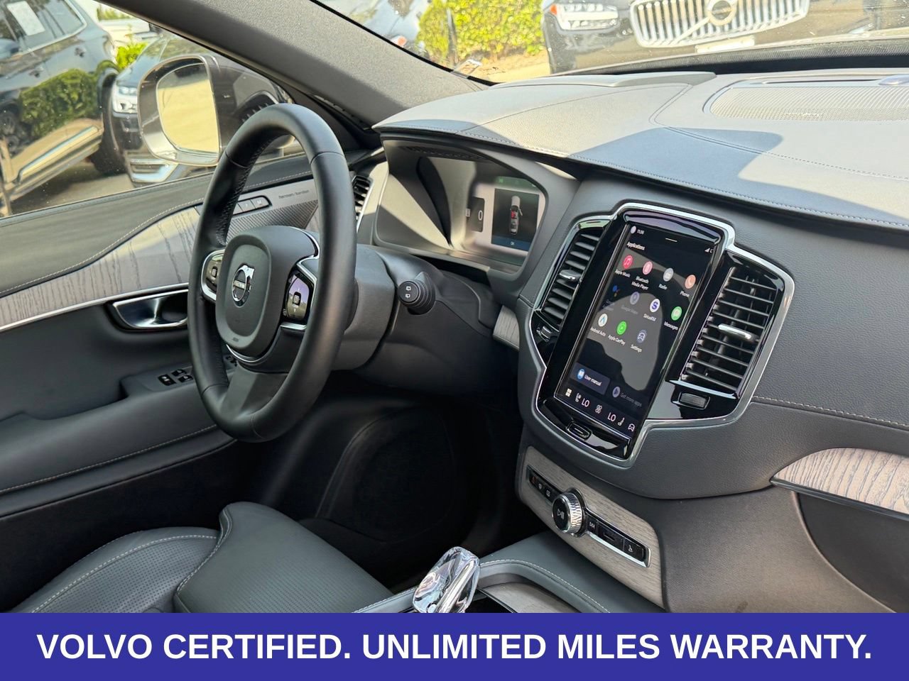 Certified 2024 Volvo XC90 T8 Ultimate w/ Protection Package Premier AWD/4WD image 38